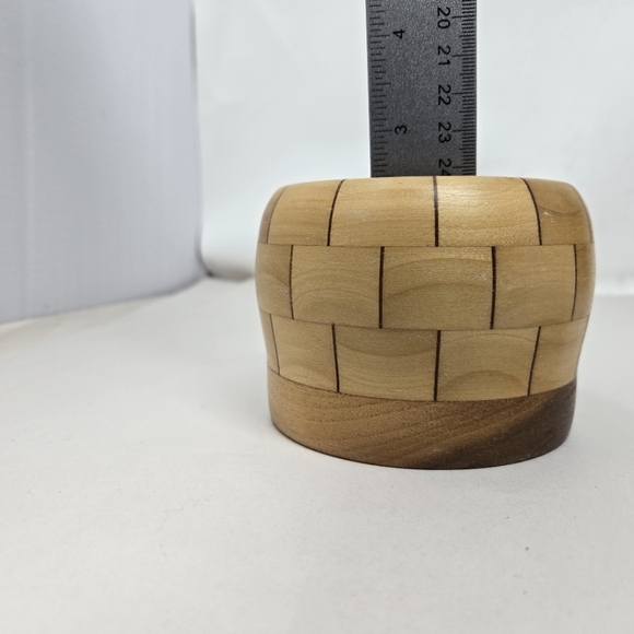 Maple Potpourri Bowl With Pewter Floral Design Lid Decorative Wood Design - Picture 10 of 13